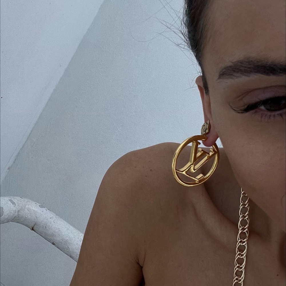 Louise PM Earrings 💫~0.9 in/2.5 cm x ~0.9 in/2.5 cm Metal with gold.